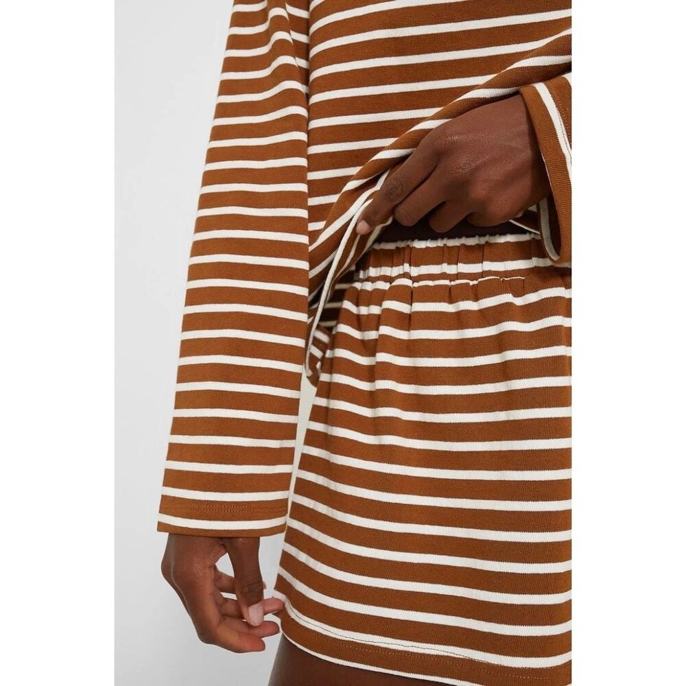 Tuckernuck Pomander Place Milo Shorts Mocha Stripe S - Picture 4 of 10